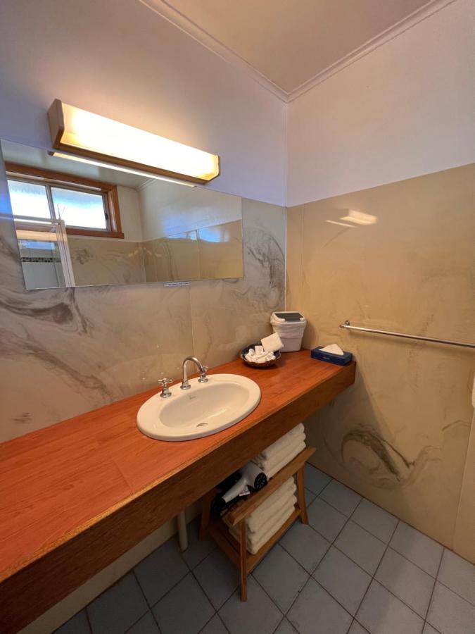 Sturt Motel Balranald Εξωτερικό φωτογραφία